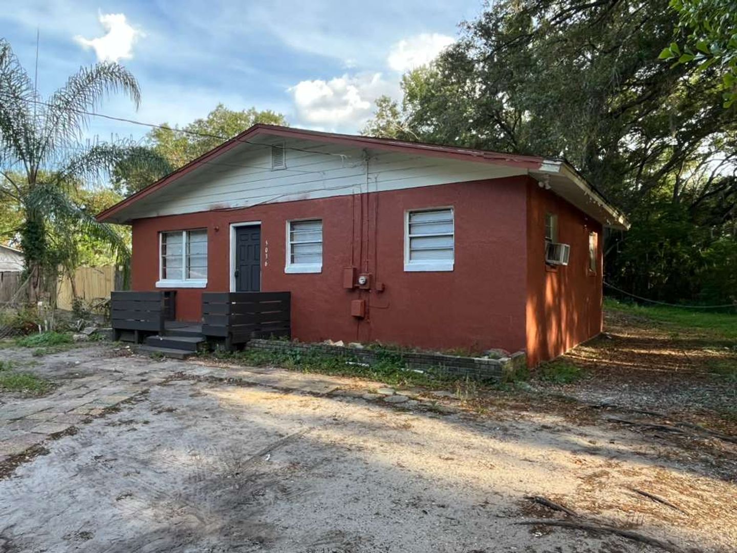 ORLANDO House: 5036 COLLEGE DR