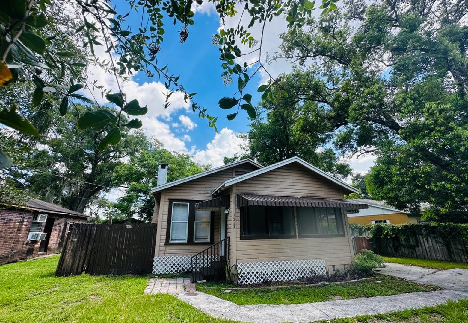 ORLANDO Apartment: 728 COLUMBIA ST