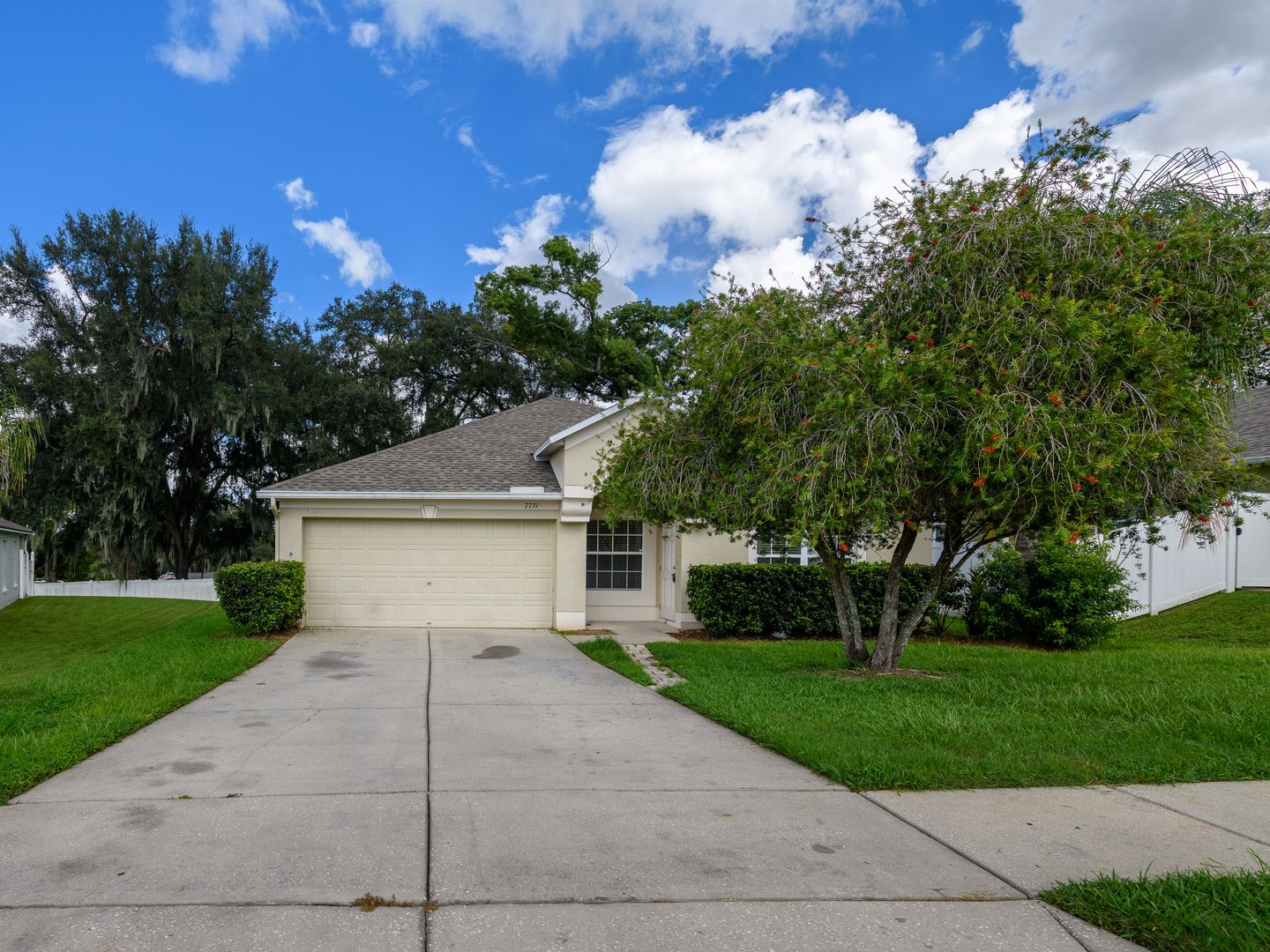 Zephyrhills House: Merchantville Circle 7731