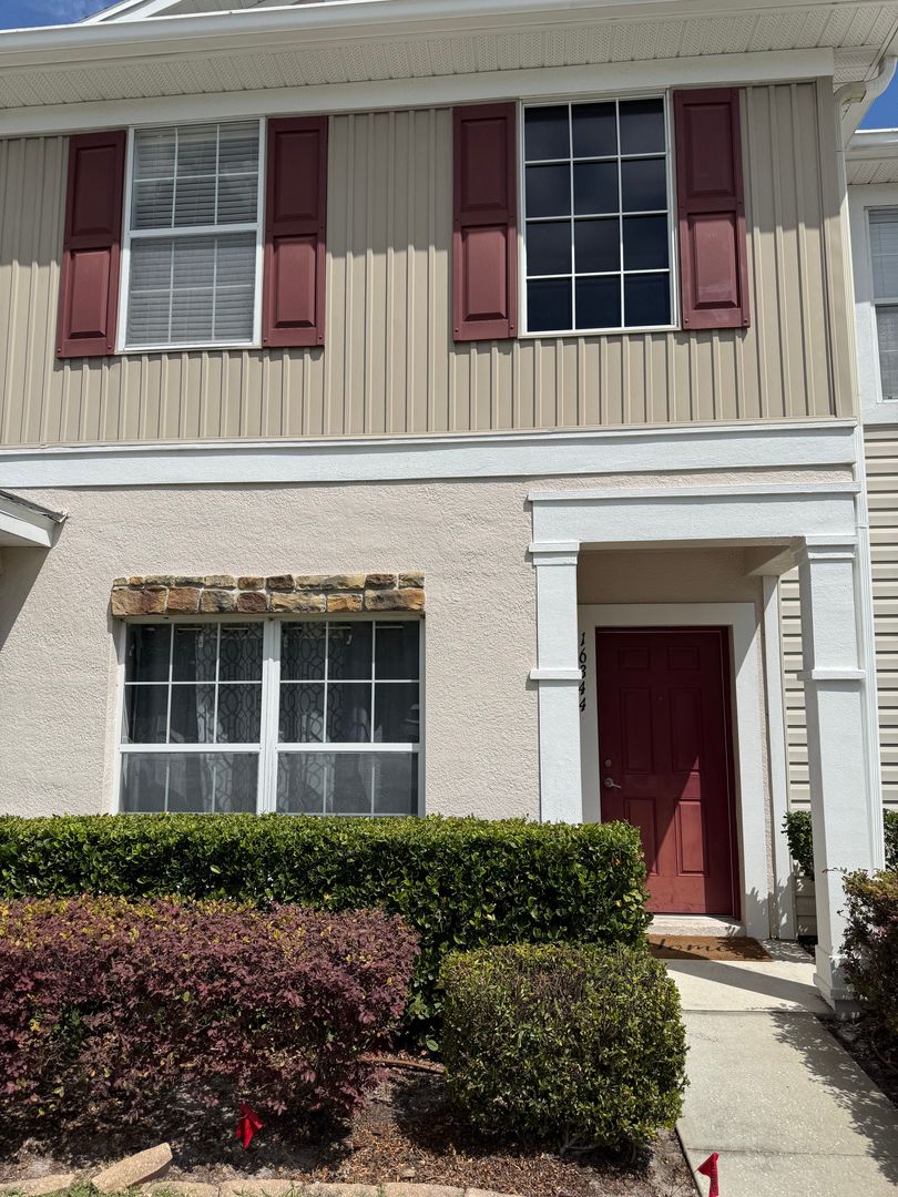 Odessa Townhome: 16344 Swan View Circle