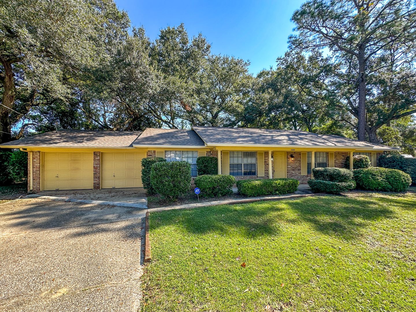 Pensacola House: 3660 Buford Circle
