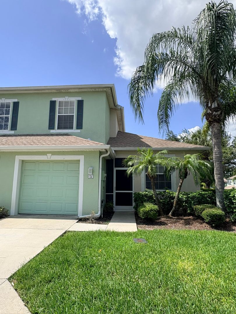 Fort Myers Townhome: 3619 Pine Oak Cir # 108