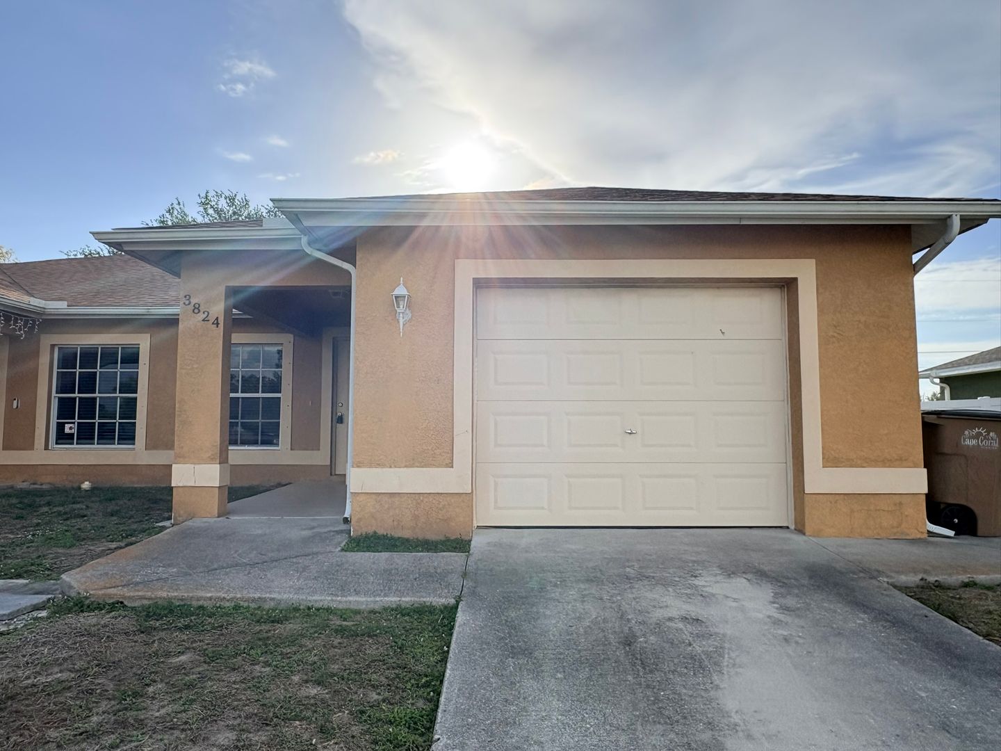 Cape Coral House: 3824 SW 8th Pl