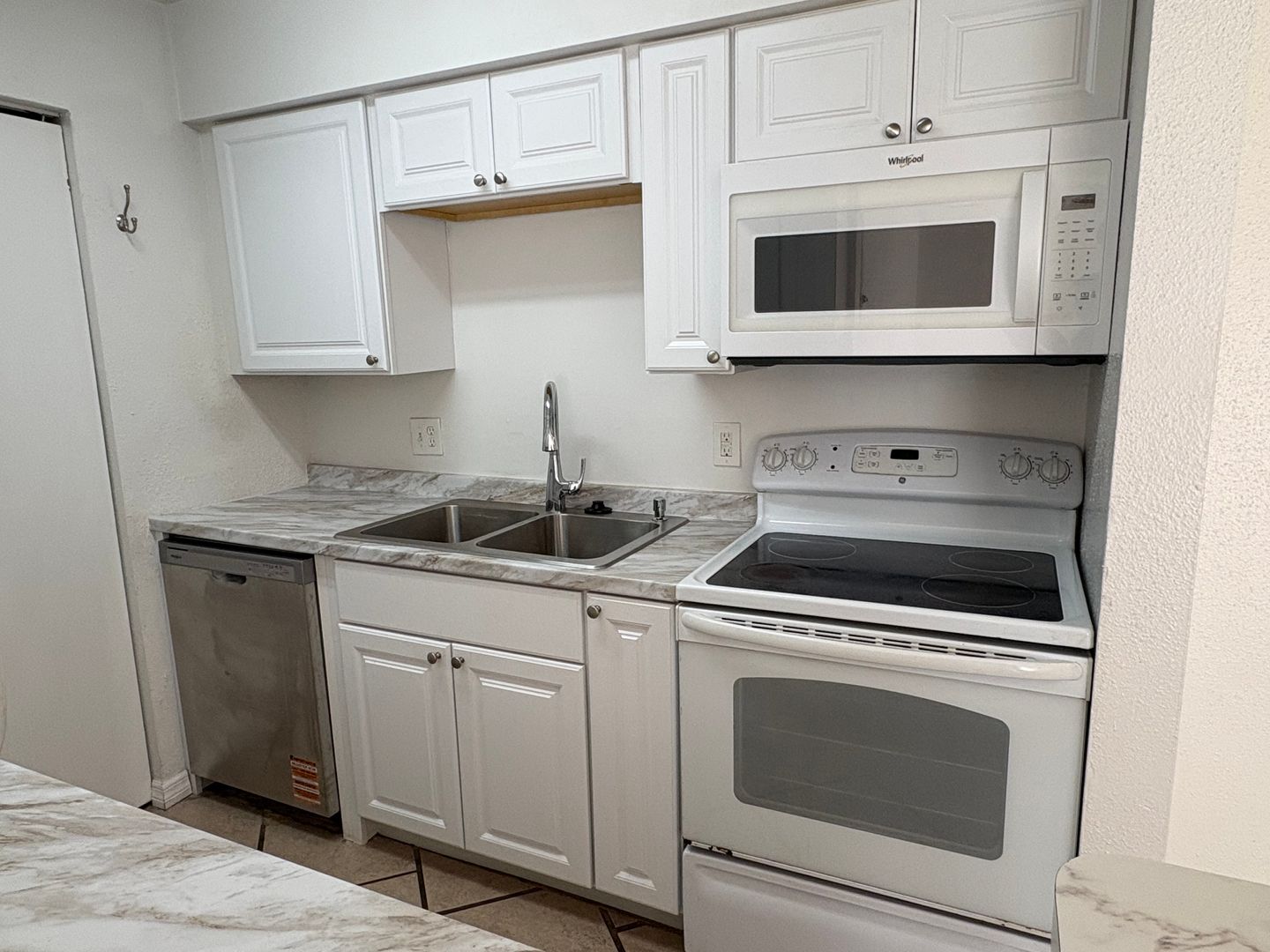 Fort Myers Condo: 2855 Winkler Ave # 113