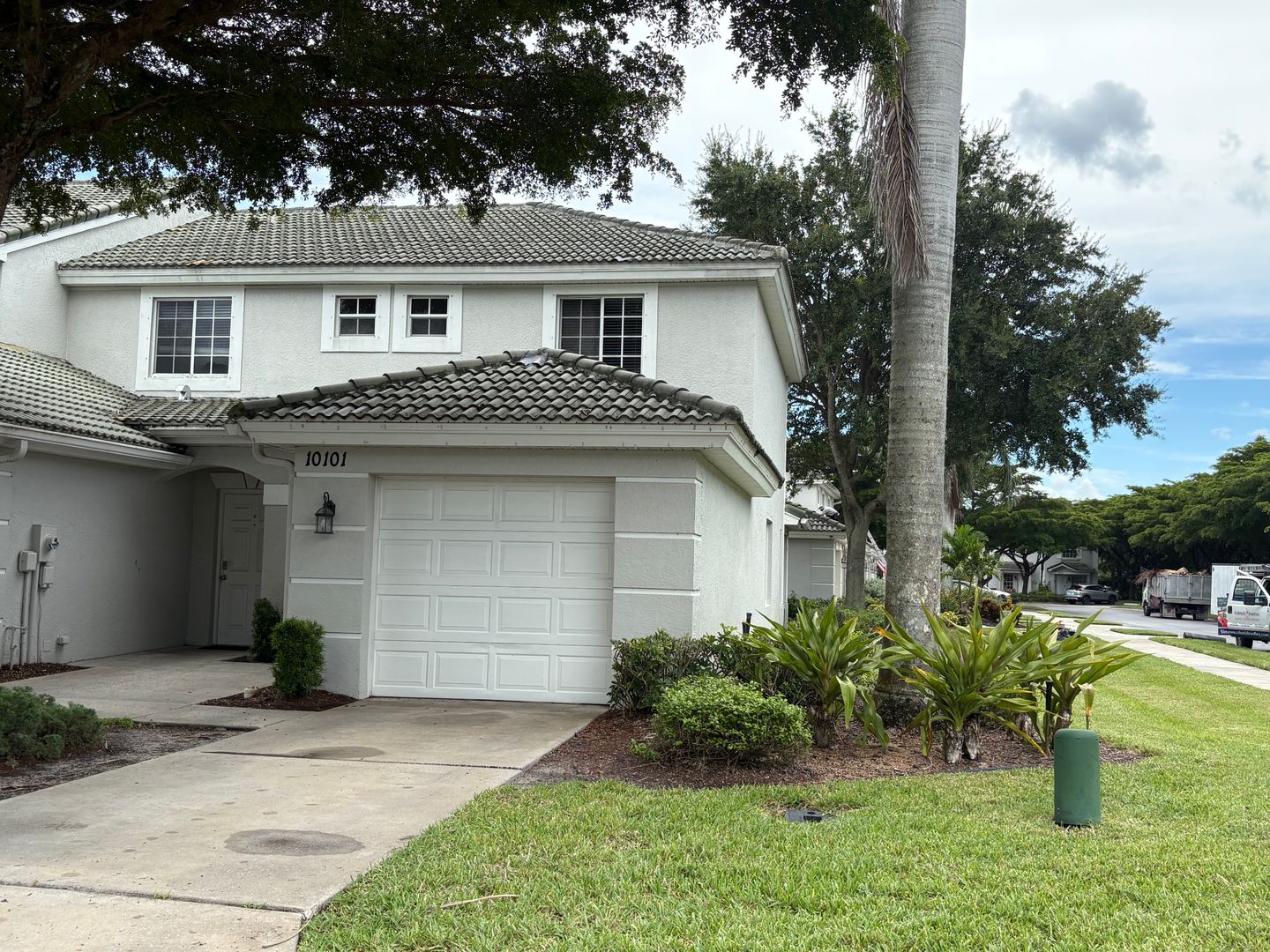Fort Myers Townhome: 10101 Poppy Hill Dr