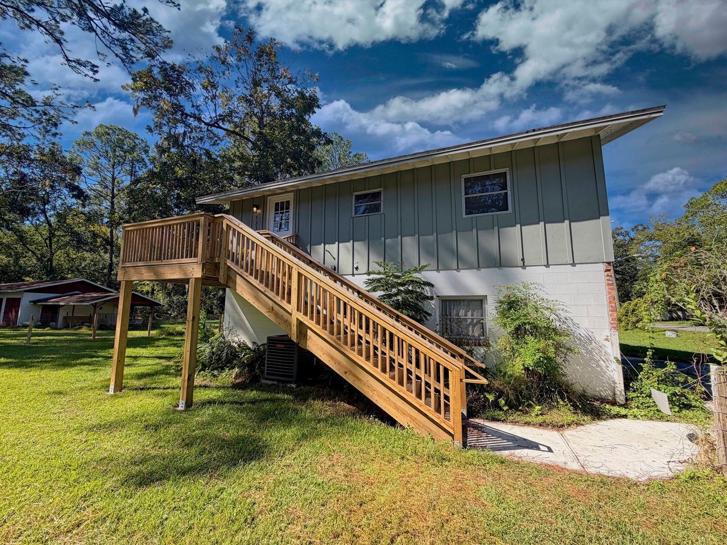 Jacksonville House: 5336-2 Alpha Avenue