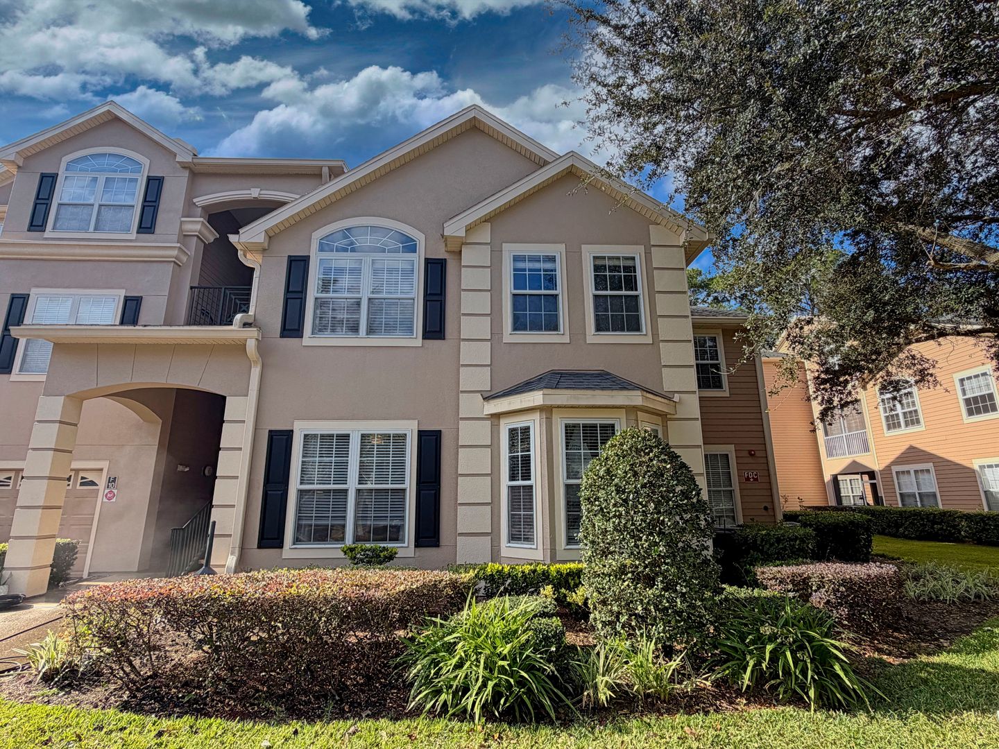 Jackonville House: 13810 Sutton Park Dr N #1021