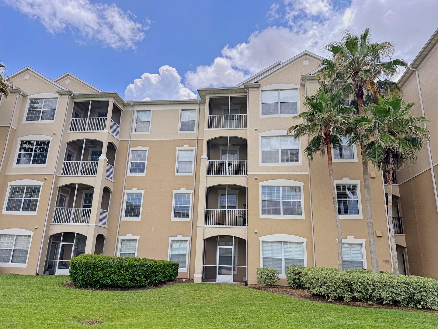 Jacksonville Condo: 7801 Point Meadows Drive #8404