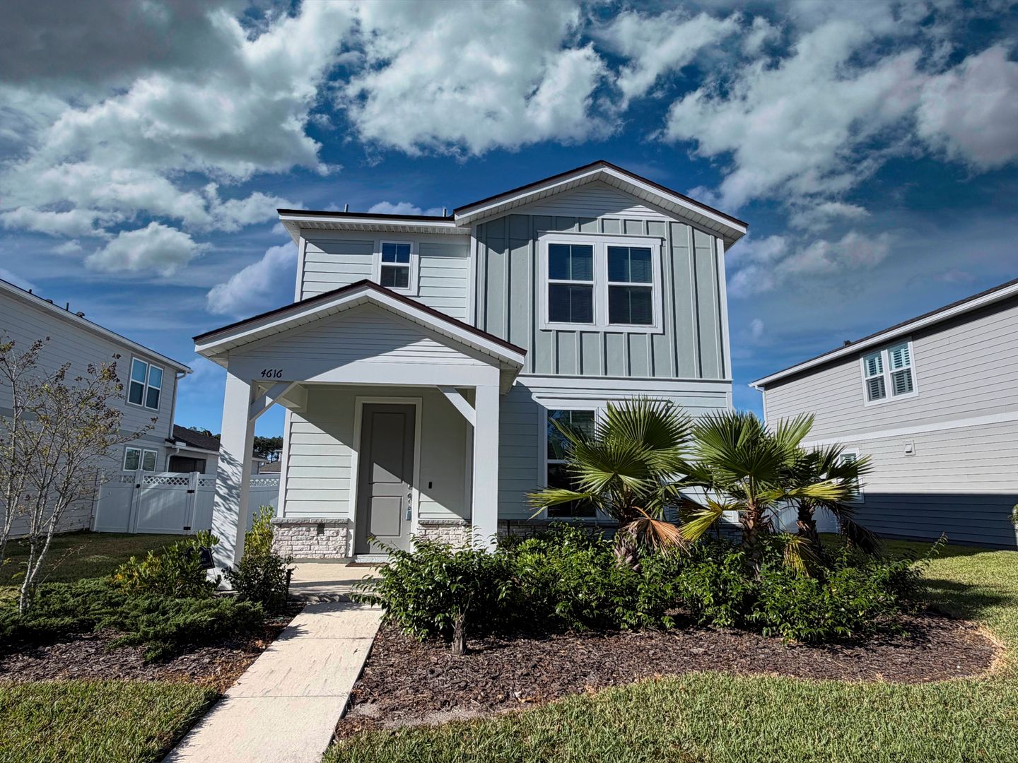 Jacksonville House: 4616 Clapboard Crossing Way