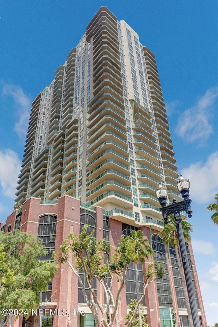 Jacksonville Condo: 1431 Riverplace Blvd #1710
