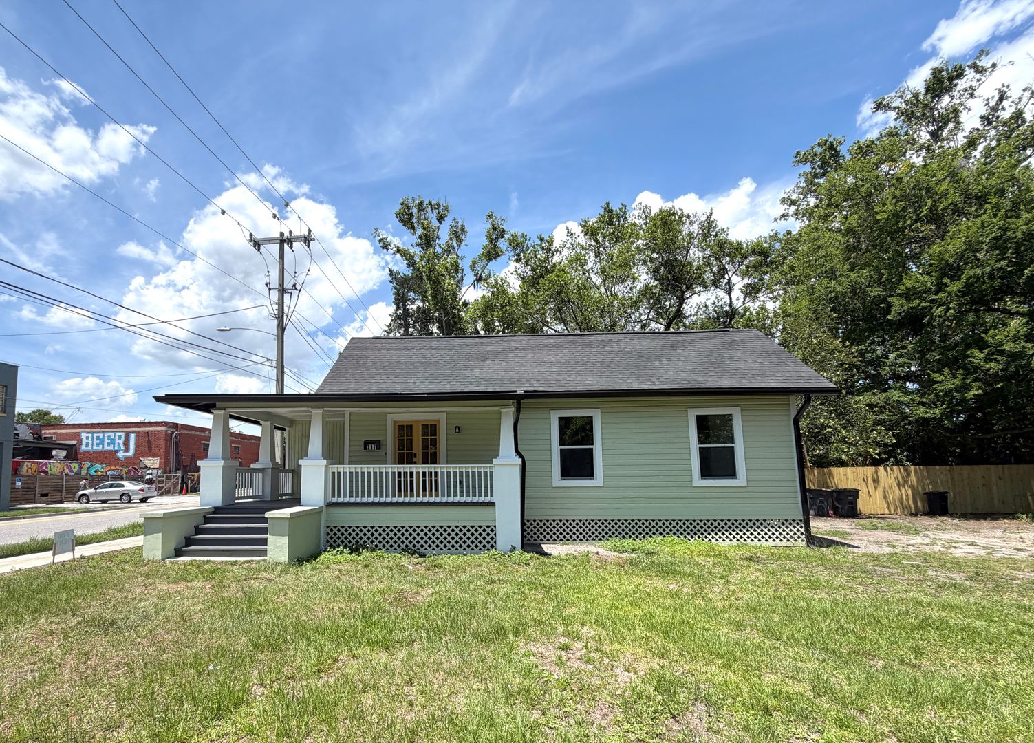 Jacksonville House: 717 King Street