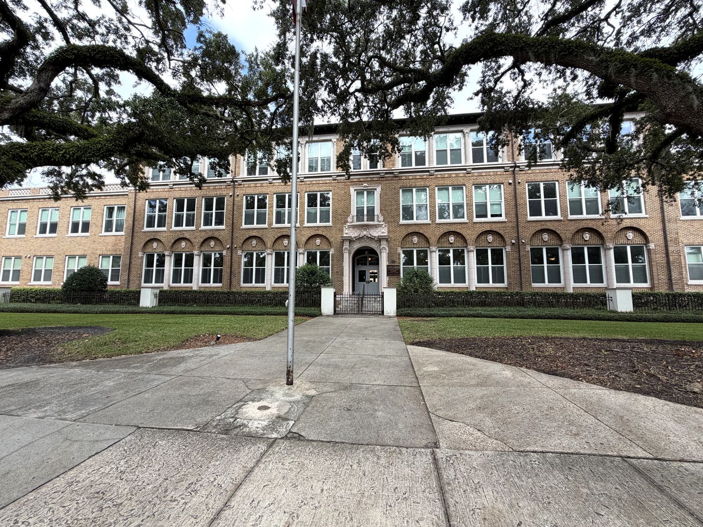 Jacksonville Condo: 2525 College Street #2204