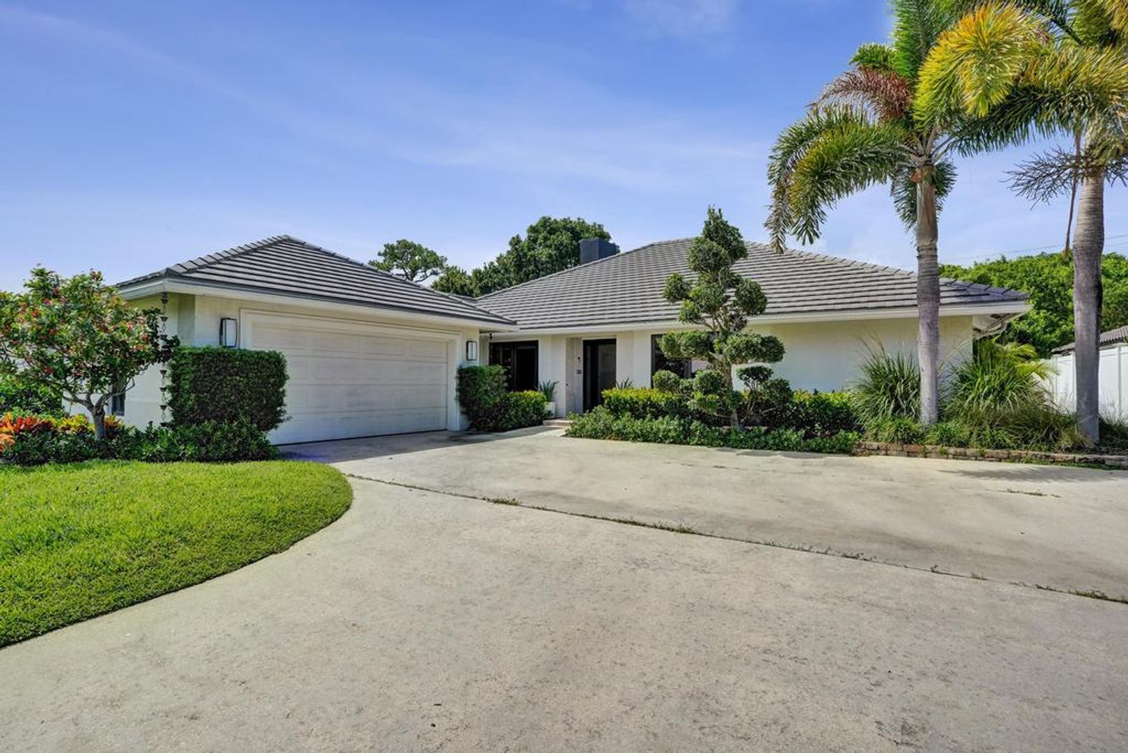 Boca Raton House: 5569 Wind Drift Lane