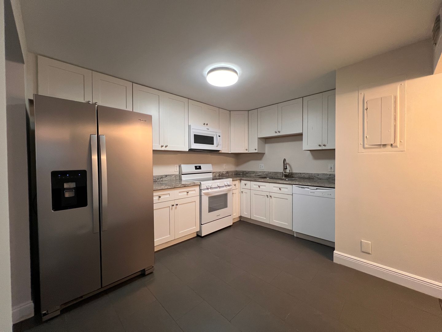 DAVIE Townhome: 2762 S UNIVERSITY DRIVE,