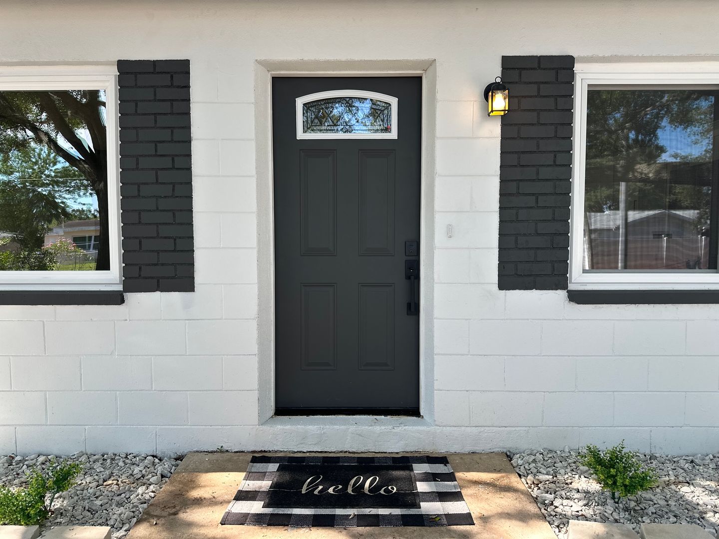 Largo House: 740 16th Ave SW