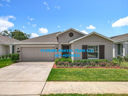 4/2 Groveland Home with Solar Panels-MOVE IN SPECAIL: ONE MONTH FREE RENT