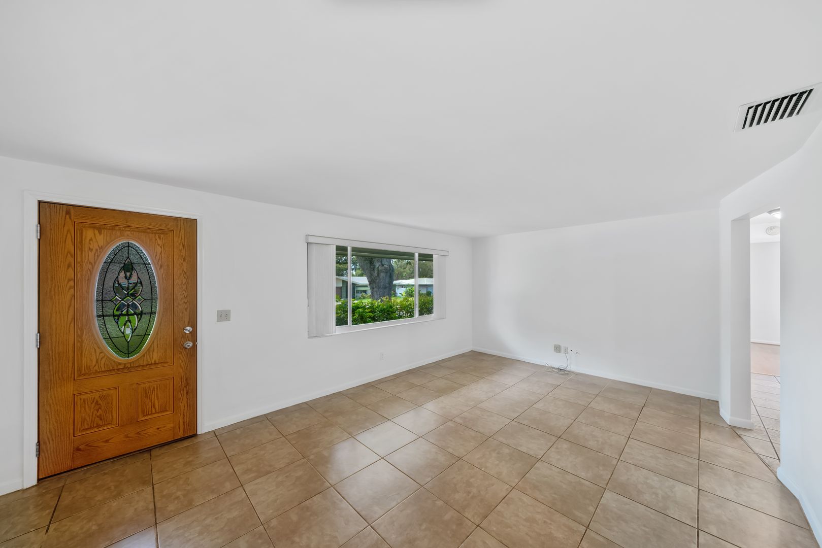 Clearwater House: 1812 Lady Mary Dr