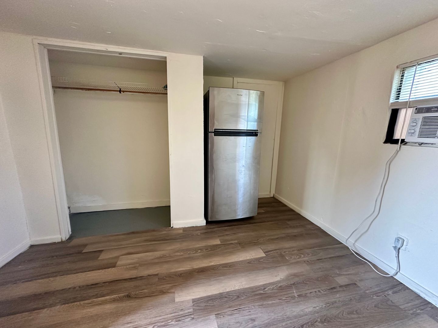 North Ft Myers Apartment: 8115 Tolles Dr