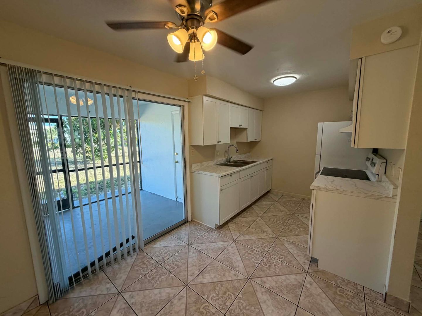 Cape Coral Apartment: 605 SE 13TH Ter