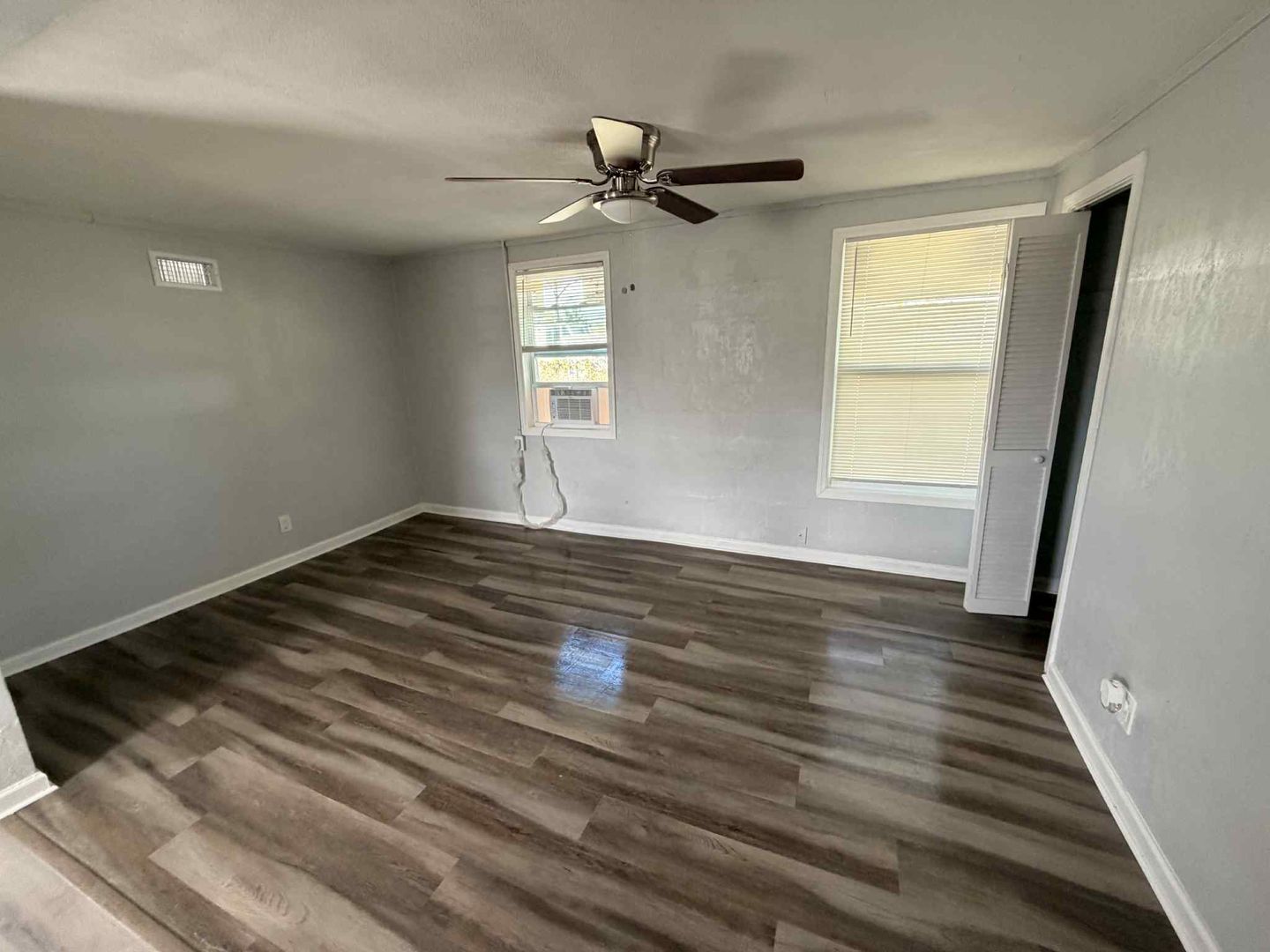 Fort Myers Apartment: 205 4th Street