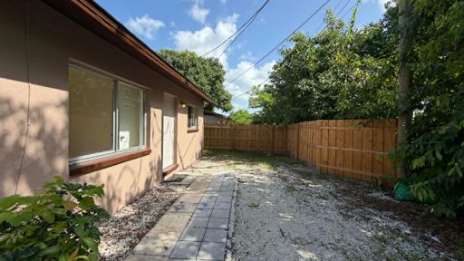 First Months Rent Free – photo 1