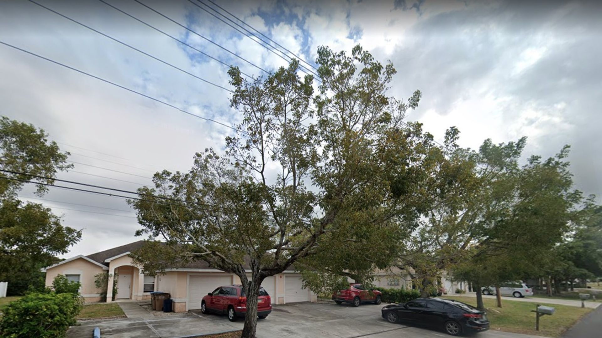 Cape Coral Apartment: 4131 SW Santa Barbara PL