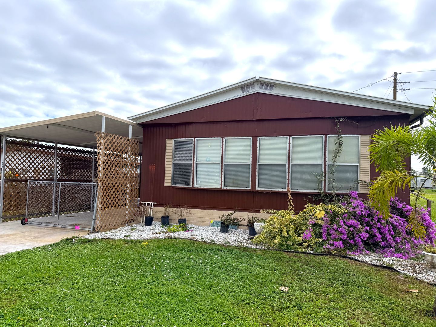 N. Ft. Myers House: 106 Gaslight Ave.