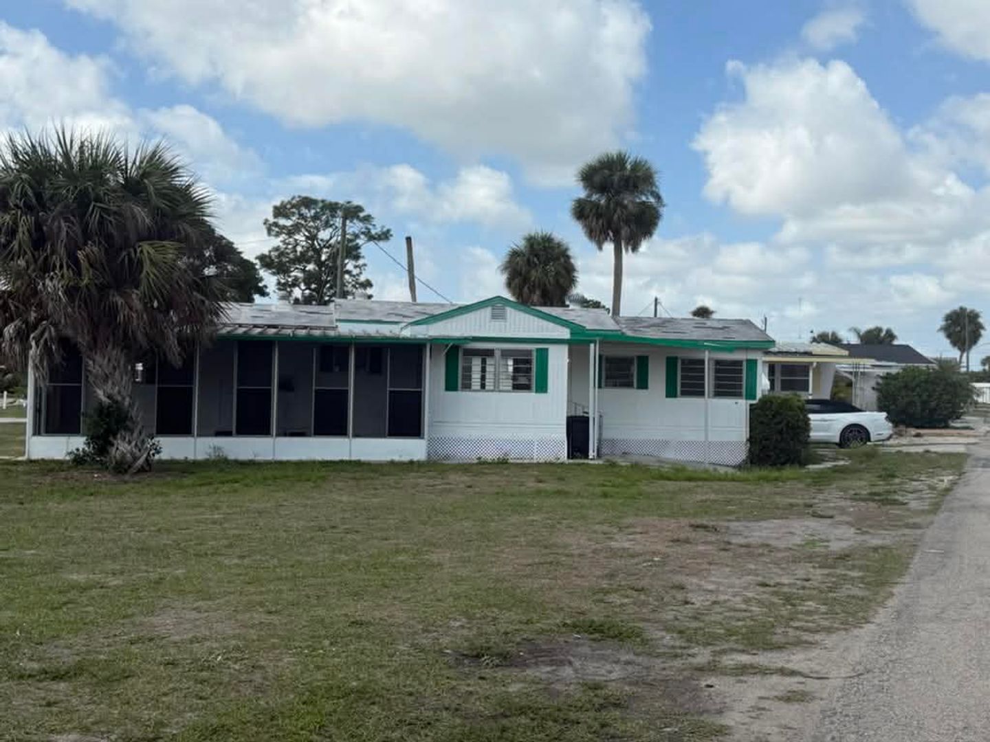 North Ft Myers House: 102 Amber Ave