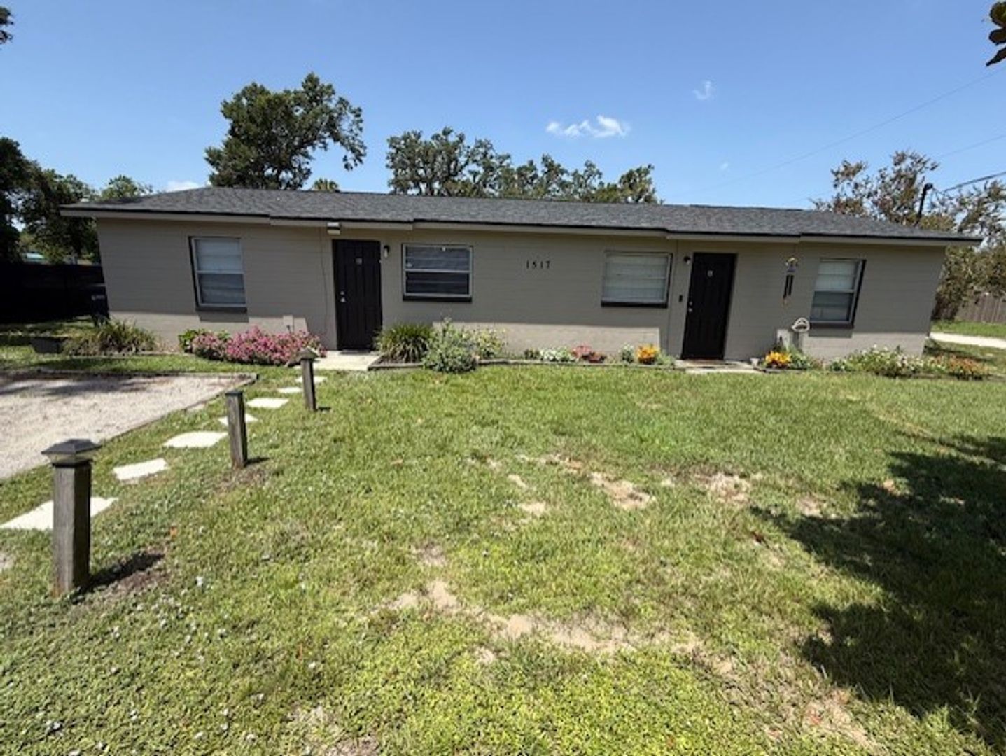 Seffner House: 1517 South Taylor Rd Unit B