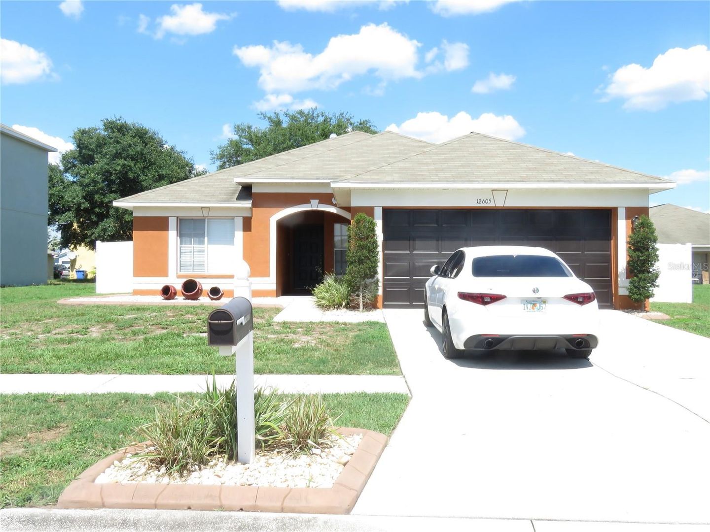 Riverview House: 12605 Longcrest Drive