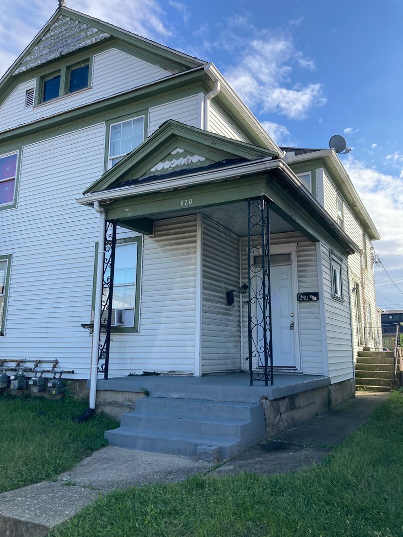 Dayton Apartment: 820-822 Huffman Ave.