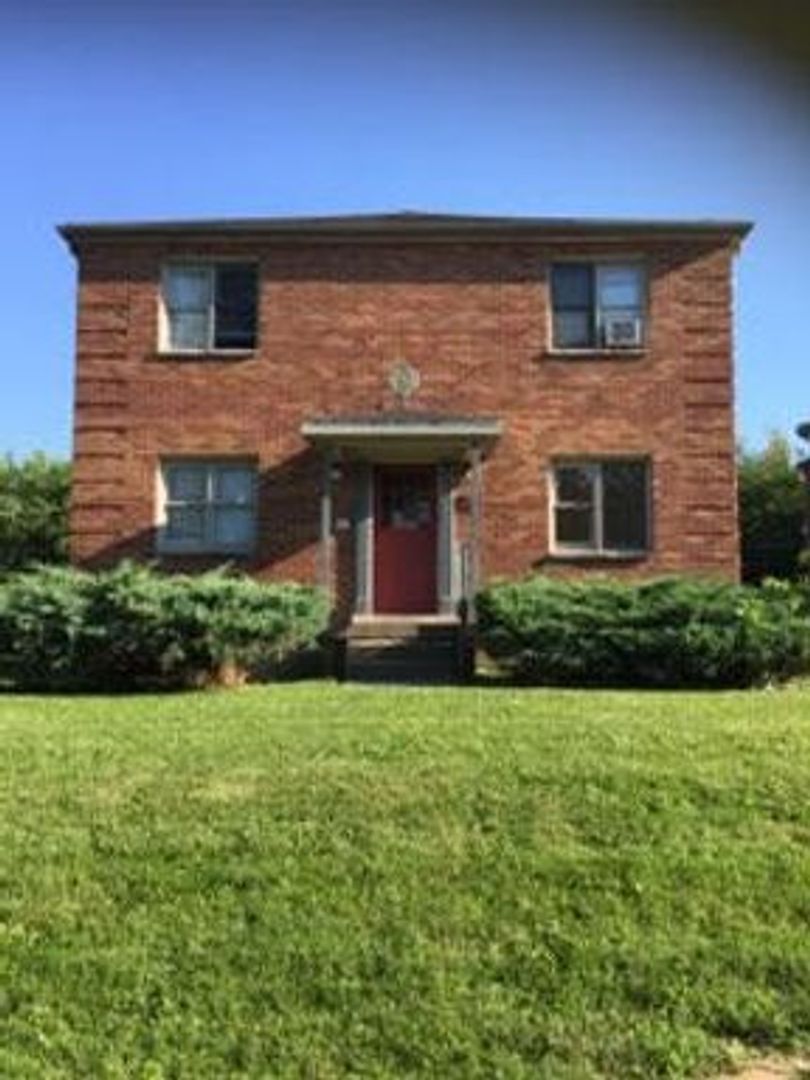 Dayton Apartment: 62 W. Nottingham Road