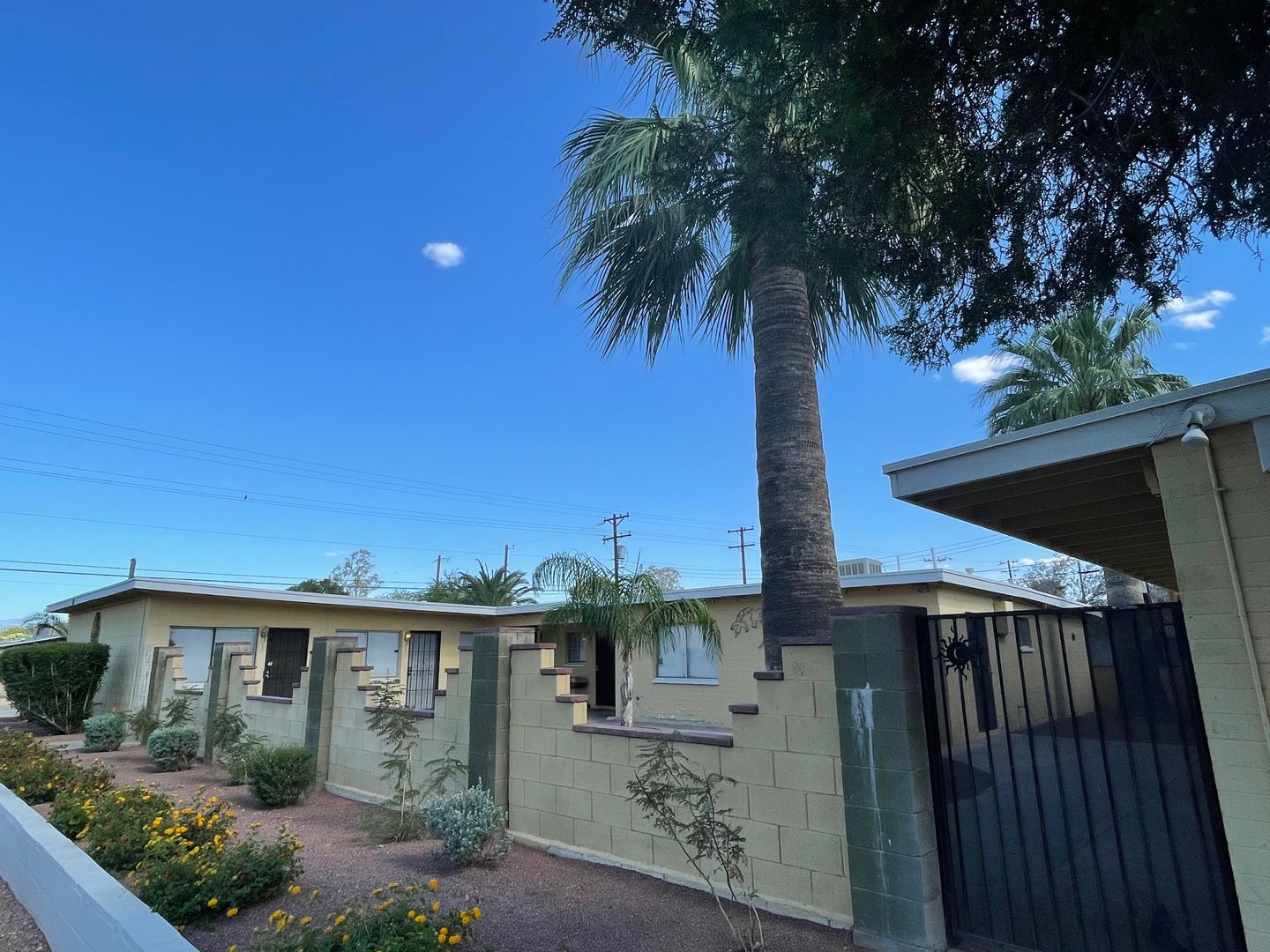 Tucson Apartment: 201-211 W Kelso St