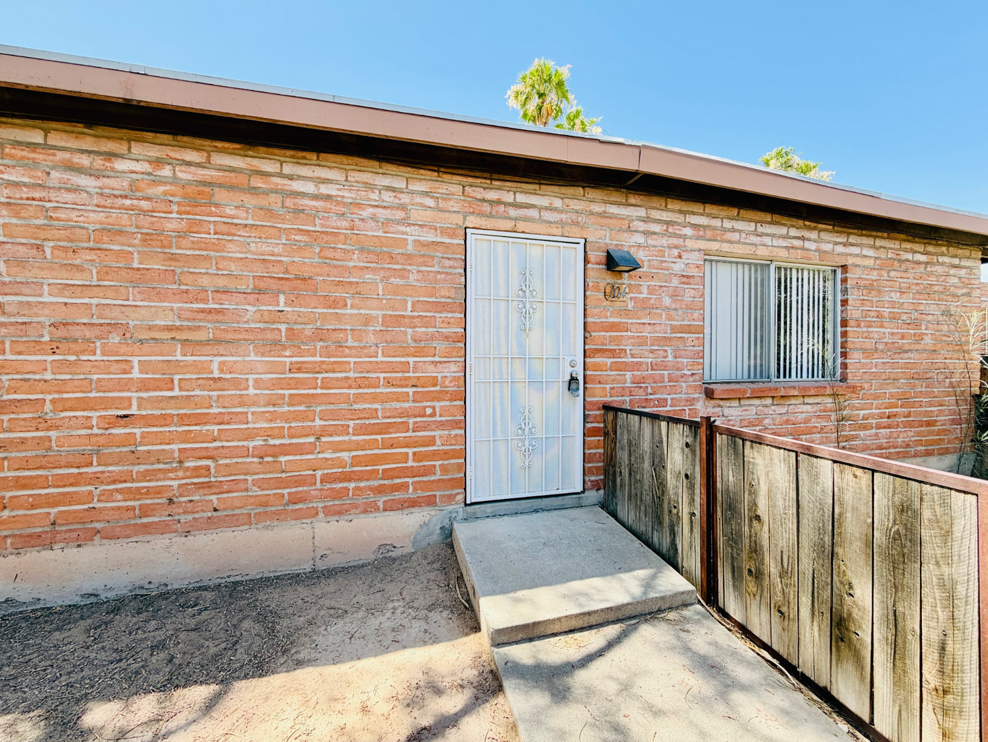 Tucson Apartment: 5301 E Glenn St