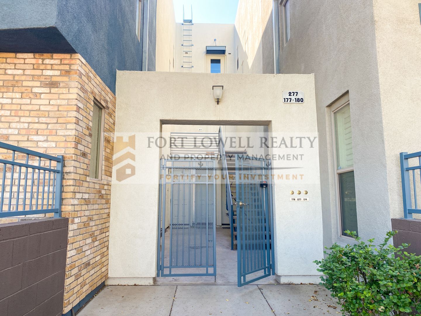 Phoenix Condo: 615 E Portland St