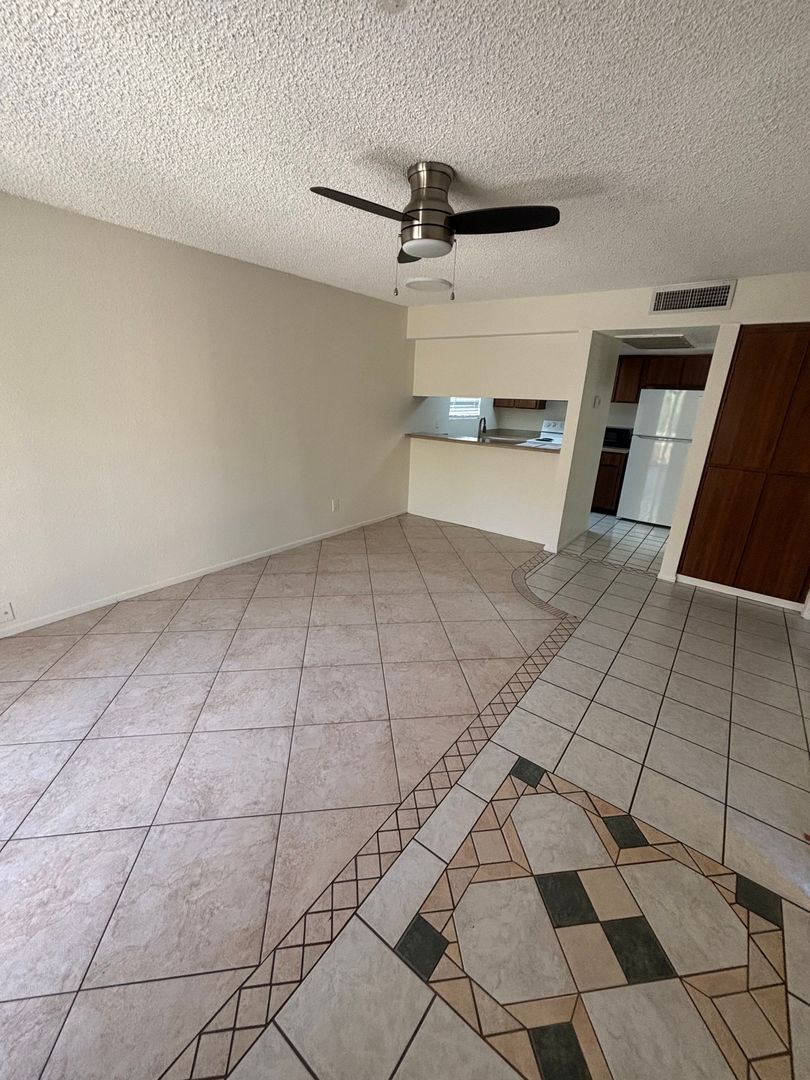 Tempe Apartment: 1201 S McClintock Dr