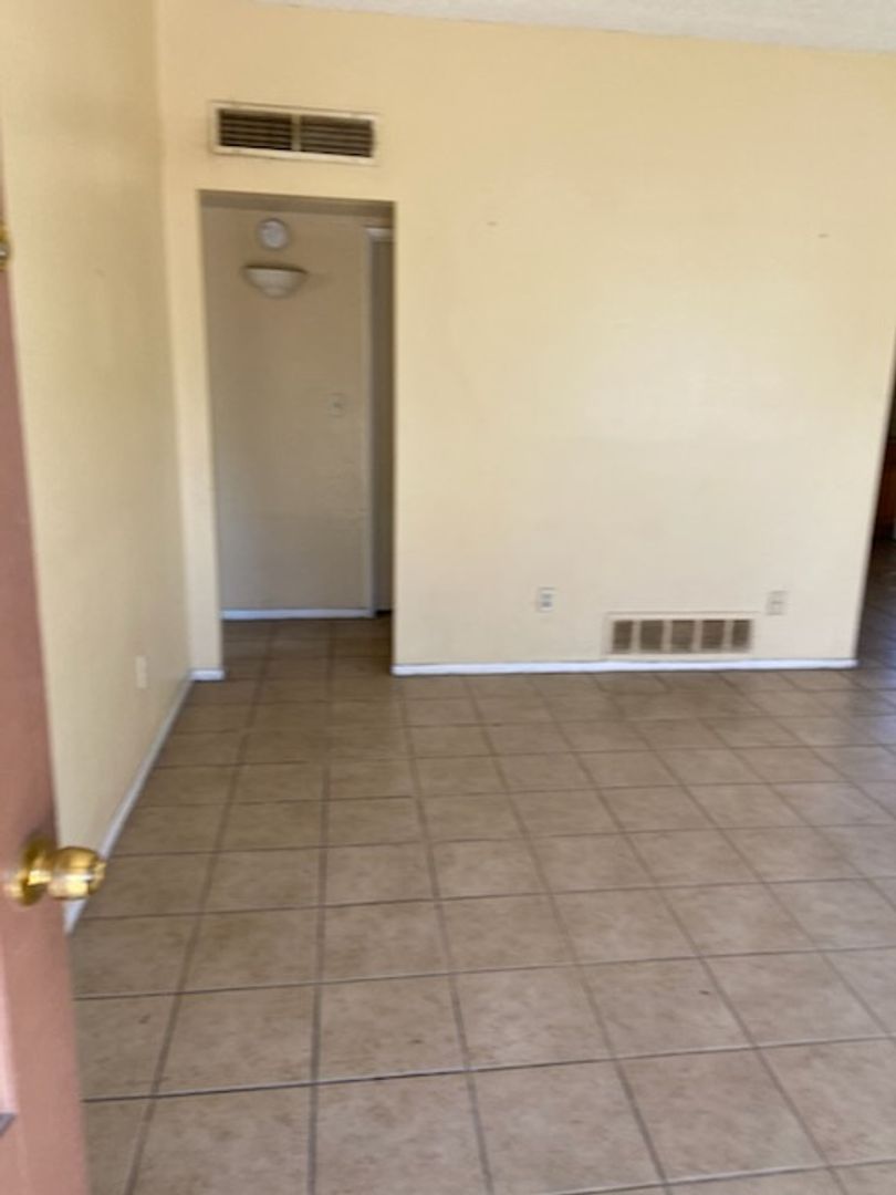 Tucson Apartment: 1707 E Adelaide Dr