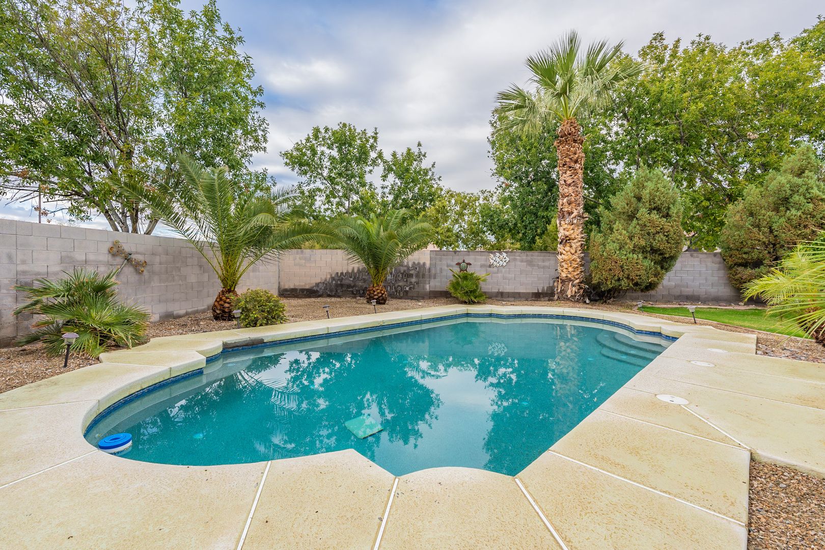 Litchfield Park House: 13354 W San Miguel Ave