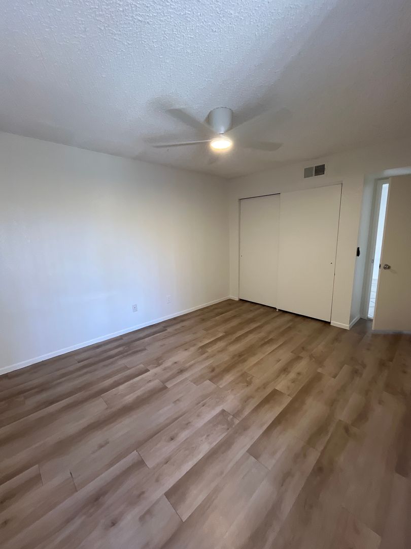 Tempe Apartment: 1201 S McClintock Dr
