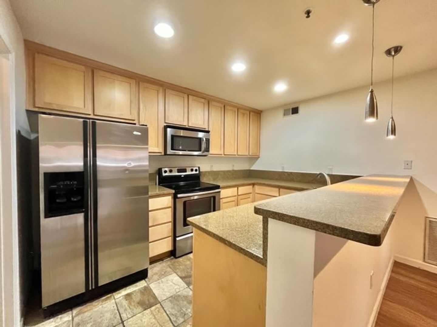 Phoenix Condo: 4704 E Paradise Village Pkwy N Apt 106