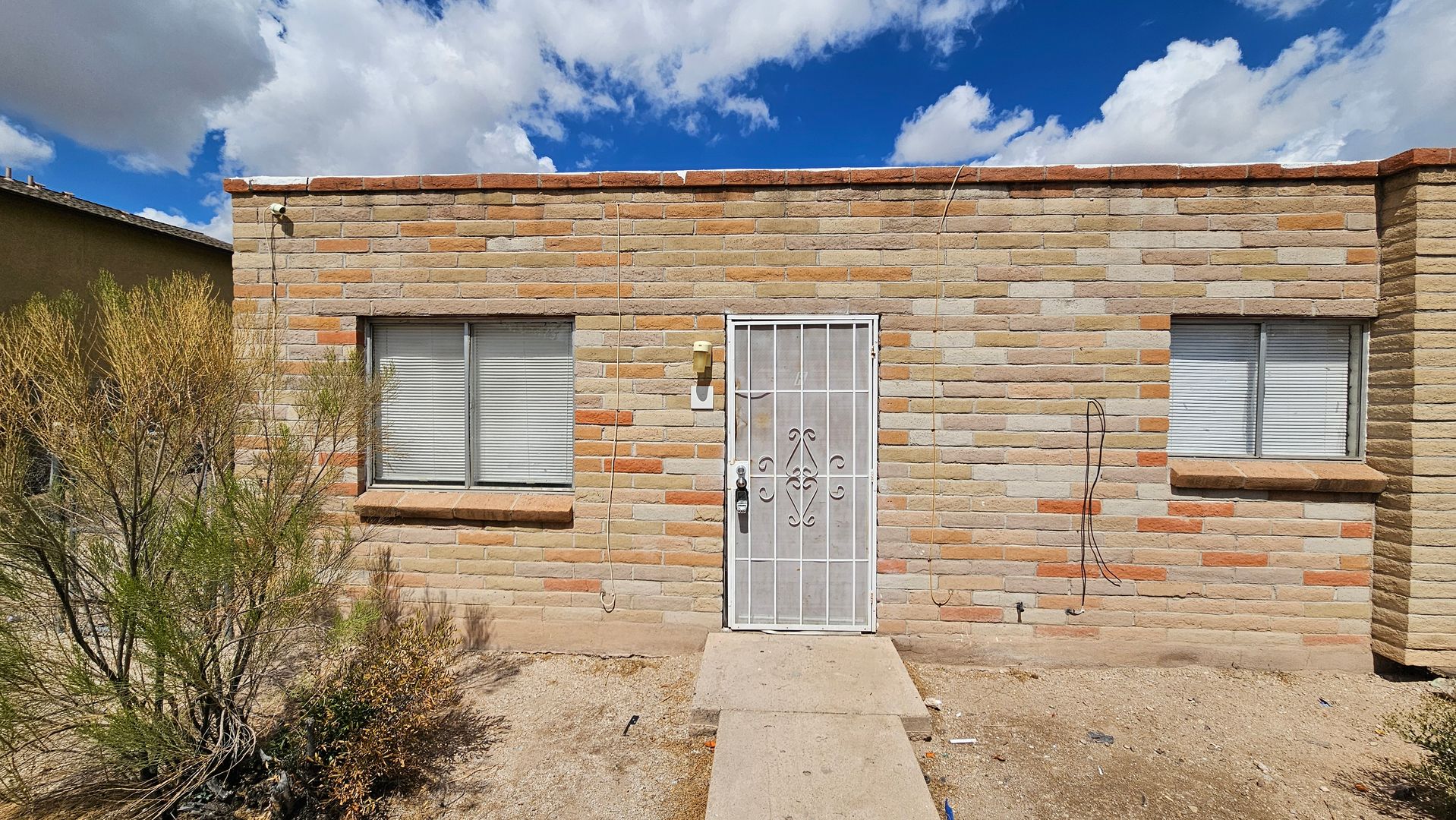 Tucson Apartment: 146 E Kelso St