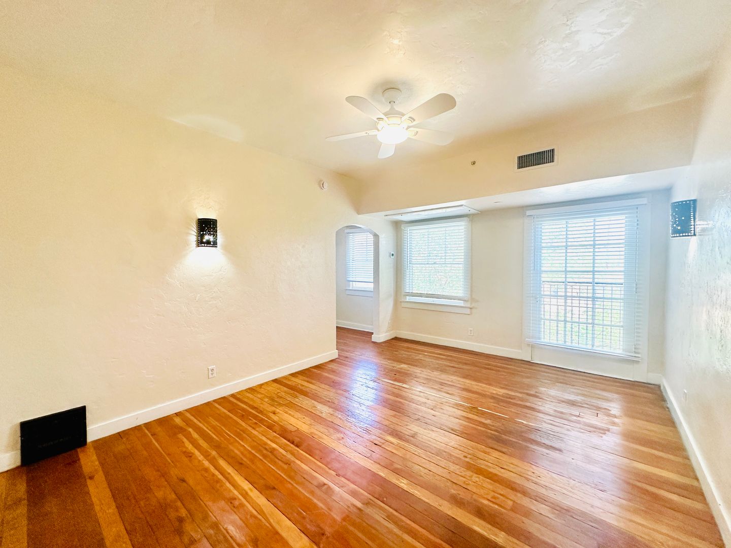 Tucson Apartment: 605 E 9th St