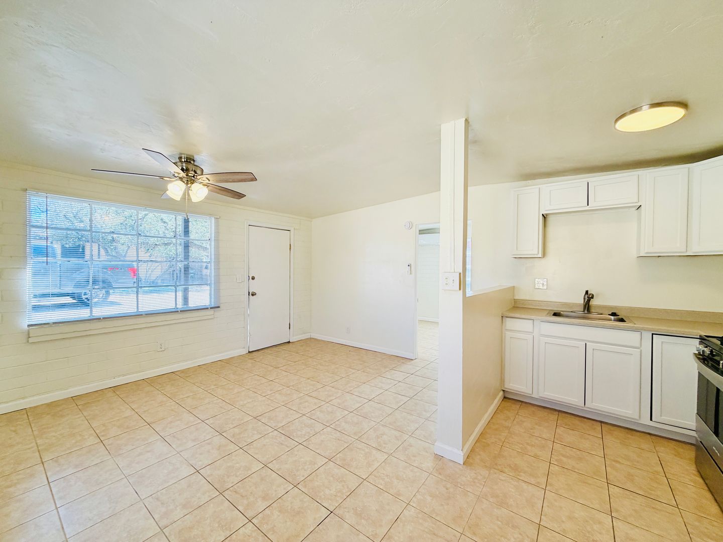 Tucson Apartment: 2614 N Los Altos Ave