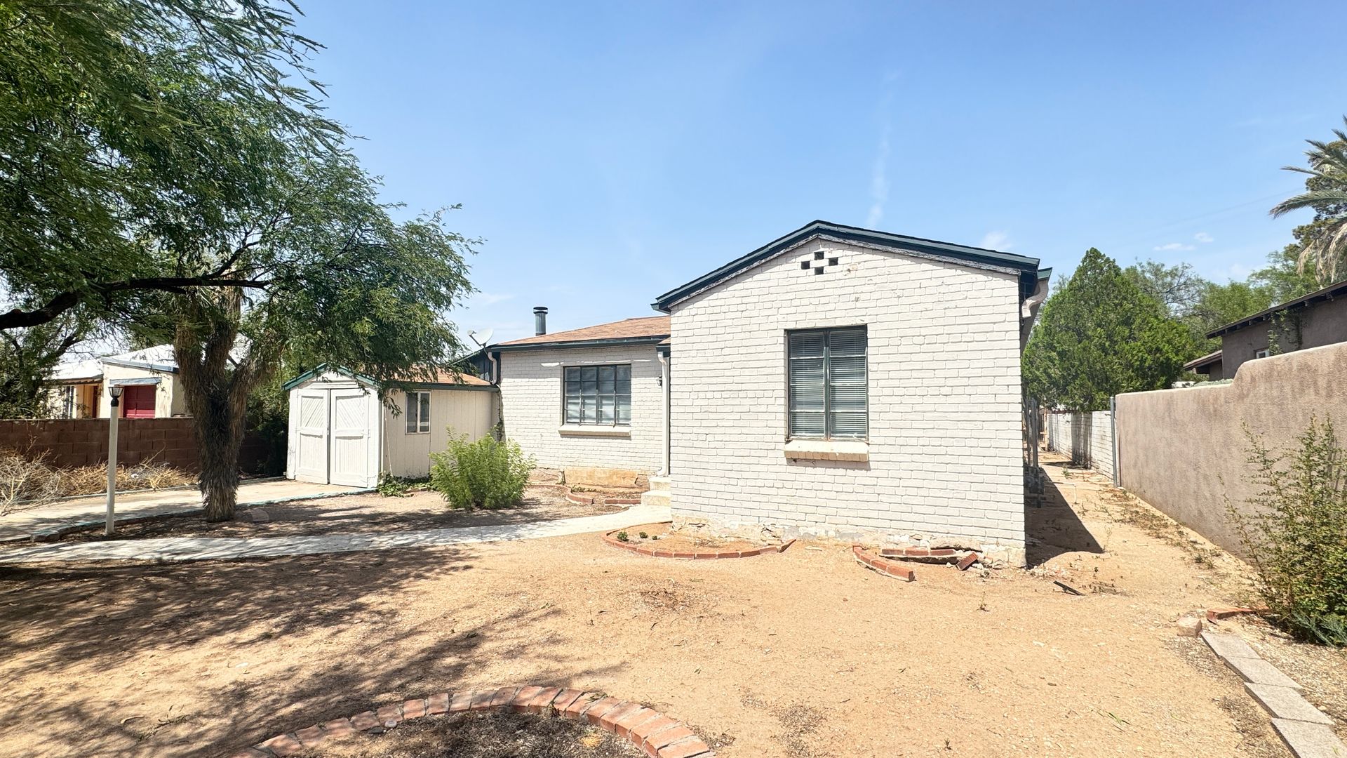 Tucson House: 3019 E Drachman St