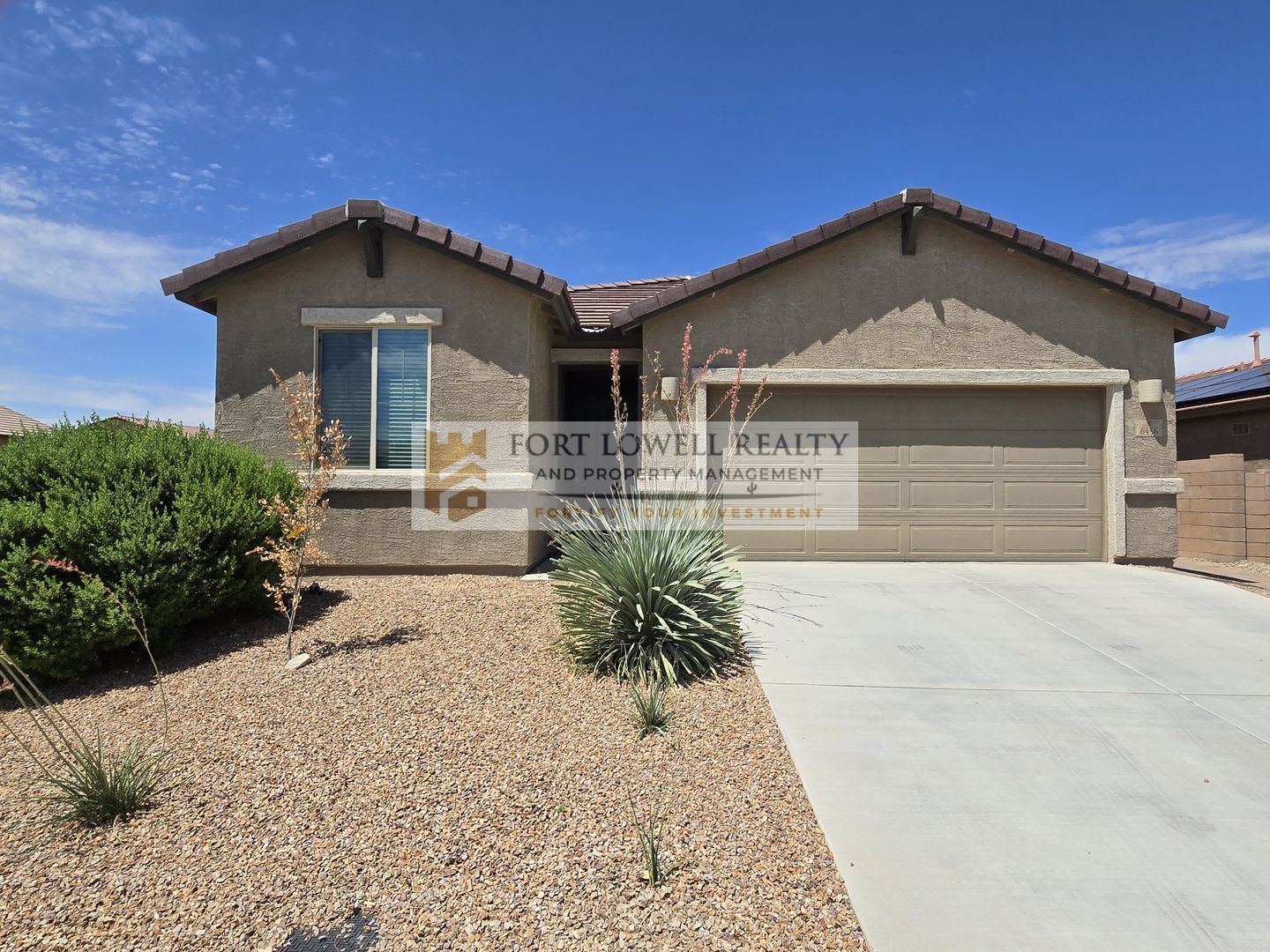 Tucson House: 6456 E. Via Jardin Verde