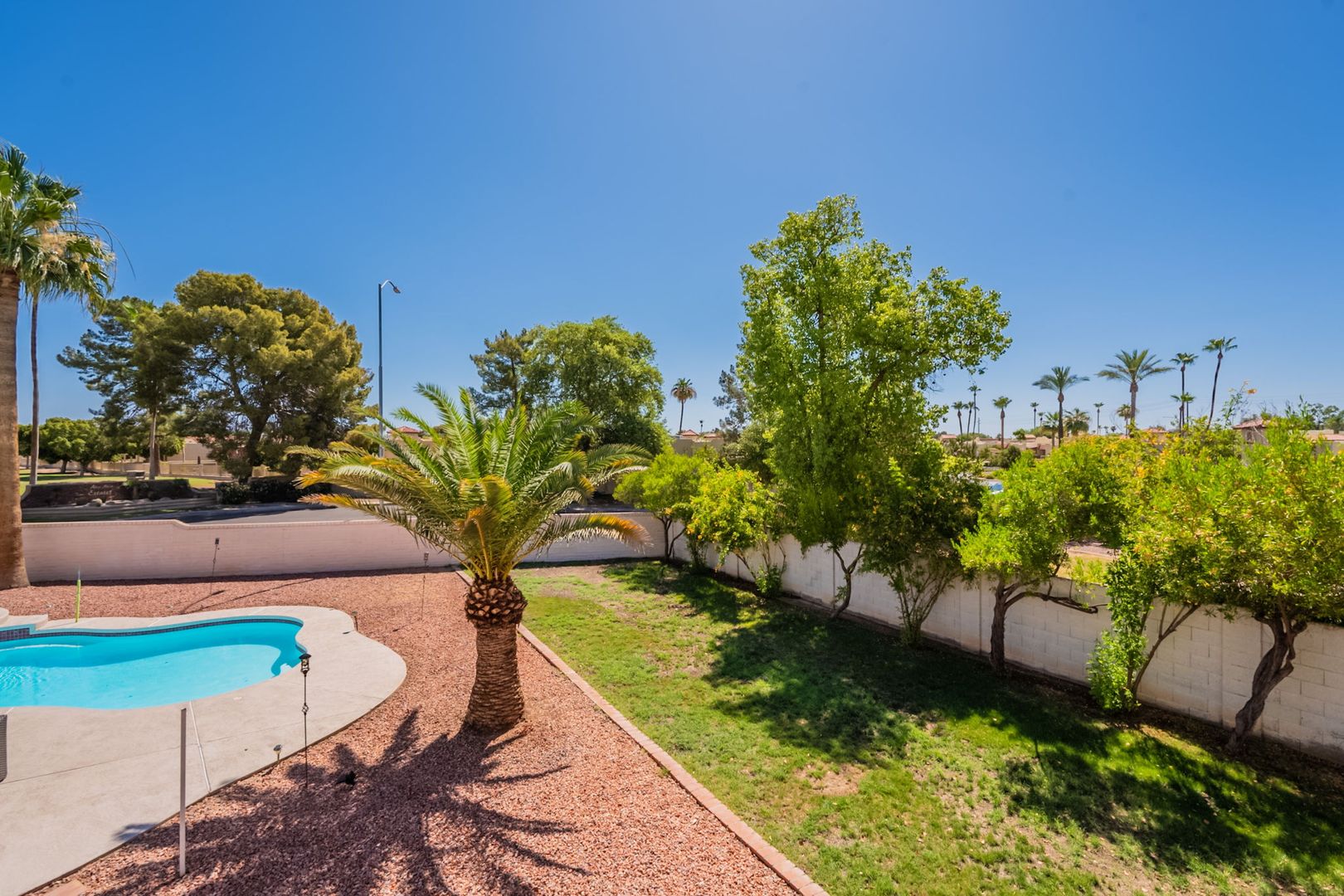 Mesa House: 5416 E Glencove St