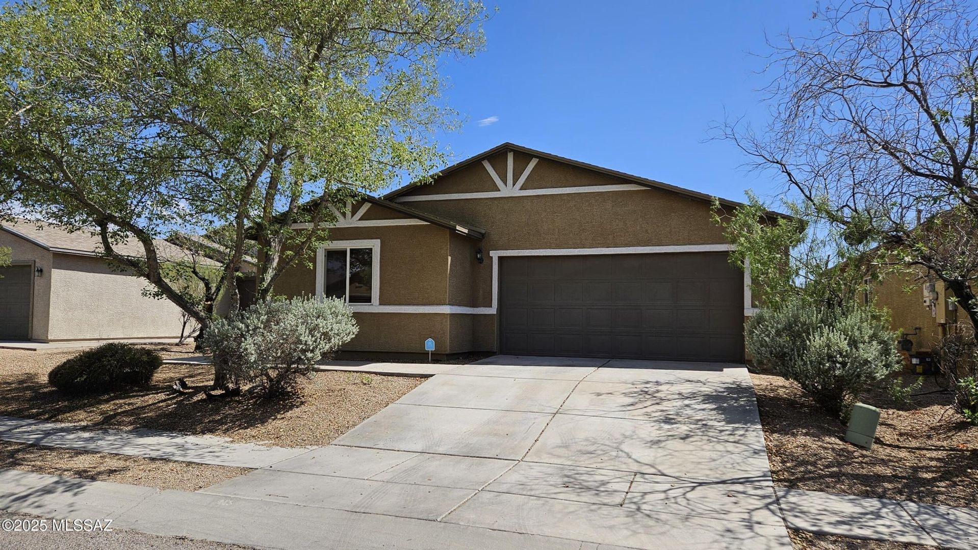 Tucson House: 5072 E Fishhook Ct
