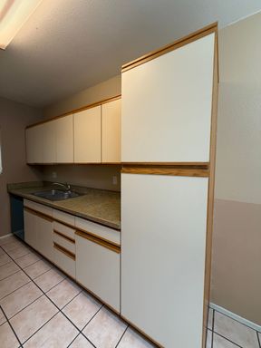 1 Month Free Move-in Special, Ask property manager for details** Beautiful & Spacious 3-bedroom, 2.5-bathroom Included Covered parking and Storage!!!!! – photo 1