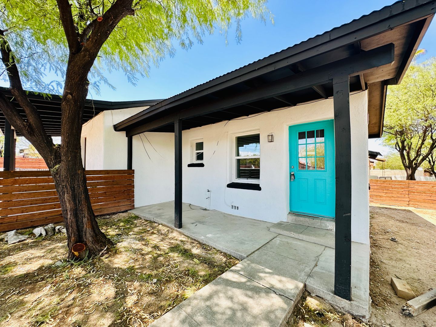 Tucson Apartment: 135-147 N Santa Rita Ave