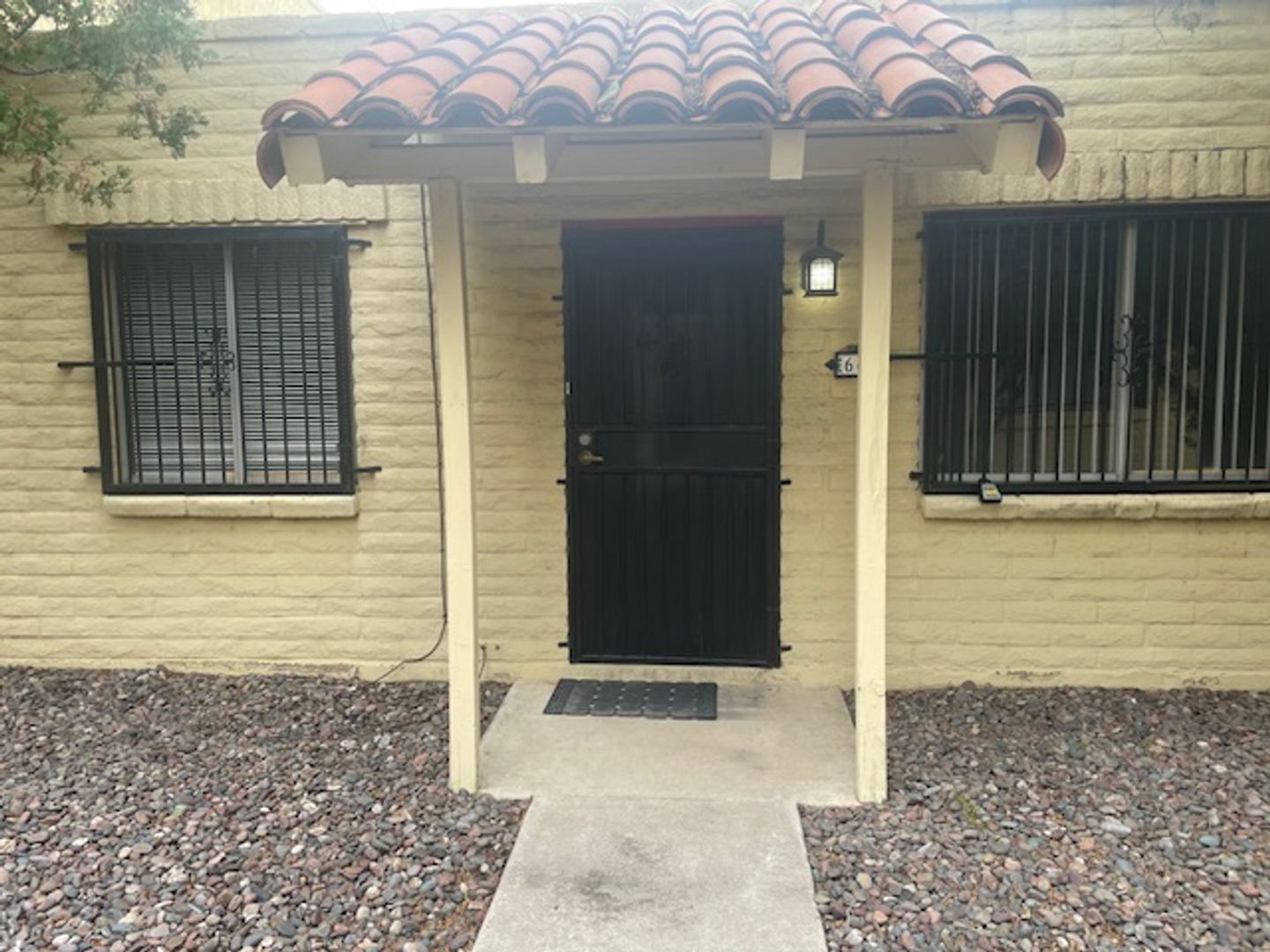 Tucson House: 810 S. Kolb Rd